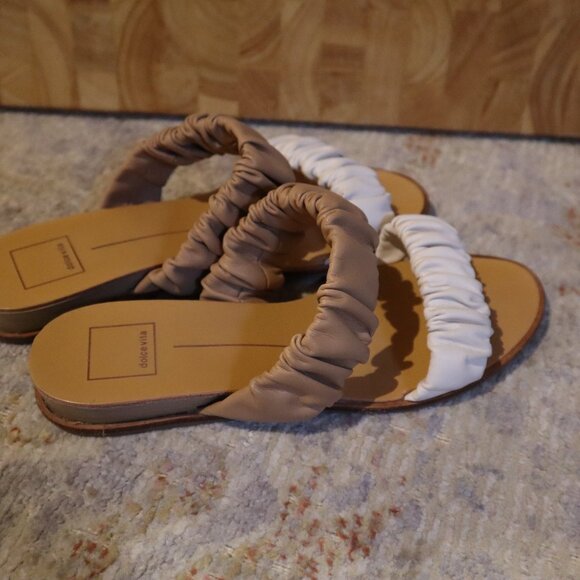 Dolce Vita double strap sandal, size 8 - Picture 3 of 5